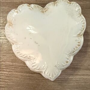 Heart-Shaped Ceramic trinket box